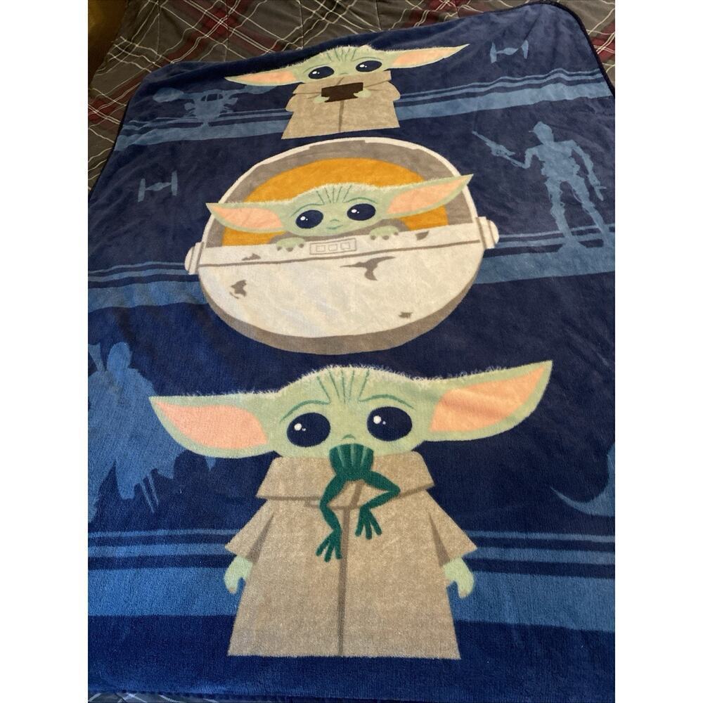 Star Wars Mandalorian Child Baby Yoda Throw Blanket Soft Fleece 44 X 60" - Picture 8 of 8